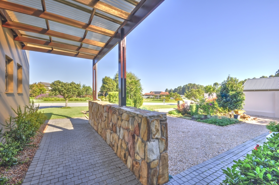 4 Bedroom Property for Sale in Earls Court Lifestyle Estate Western Cape